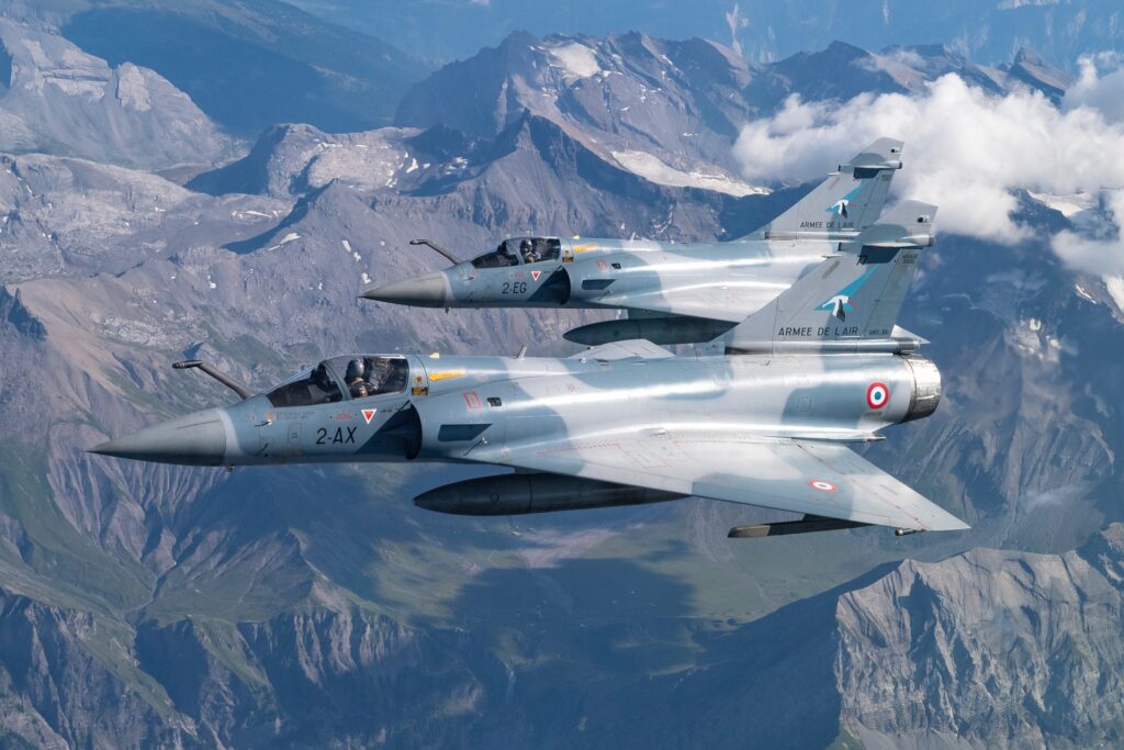 Negocieri la Elysée pentru livrarea avioanelor de vânătoare Mirage 2000 către Ucraina