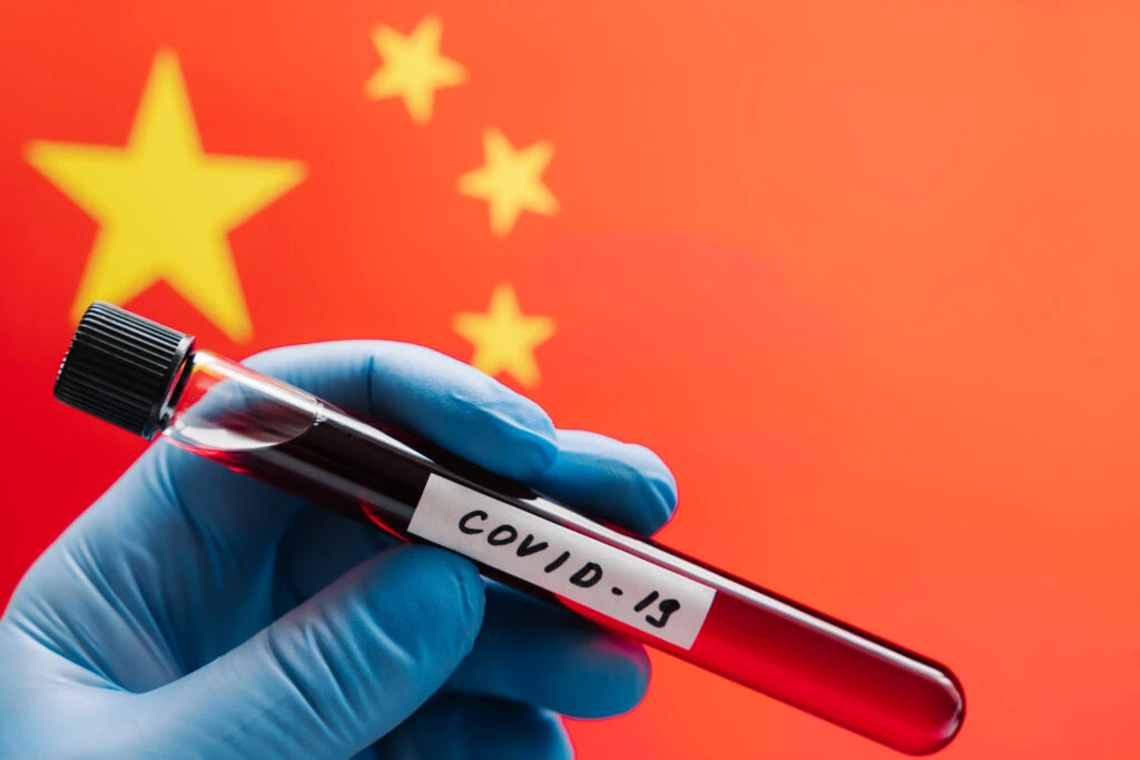 China a învins COVID-19. Peste 200 de milioane de persoane au primit tratament medical