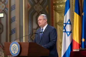 Nicolae Ciucă, mesaj despre tragedia Holocaustului: Una din cele mai cumplite pagini din istorie