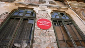 clădire cu risc seismic (1)