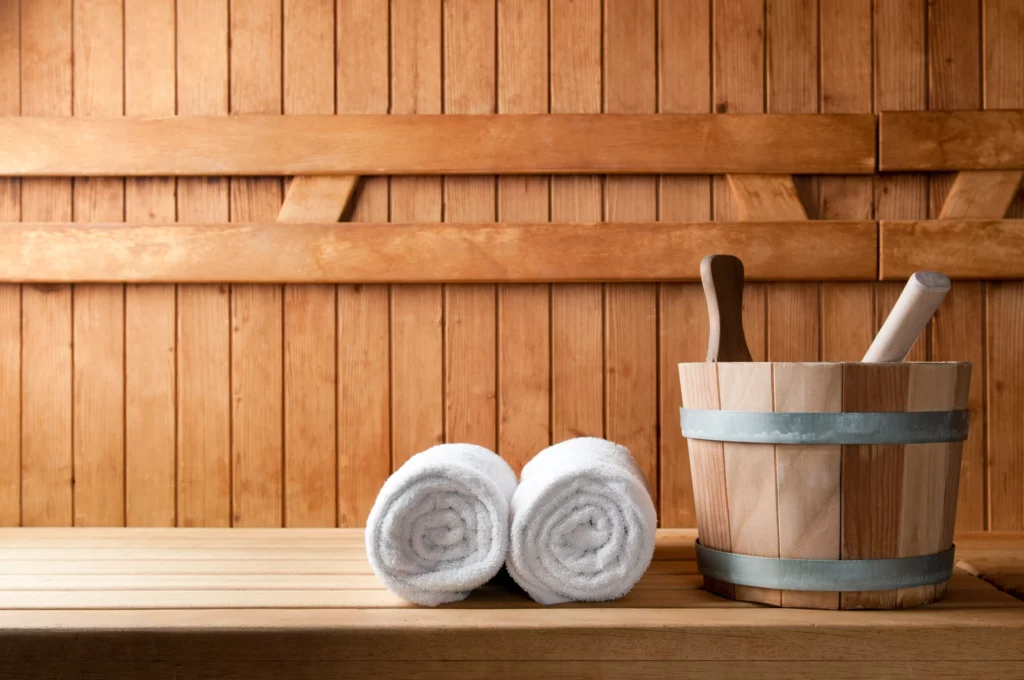 Cât de des putem face saună? Care sunt beneficiile pentru sănătate și care sunt riscurile