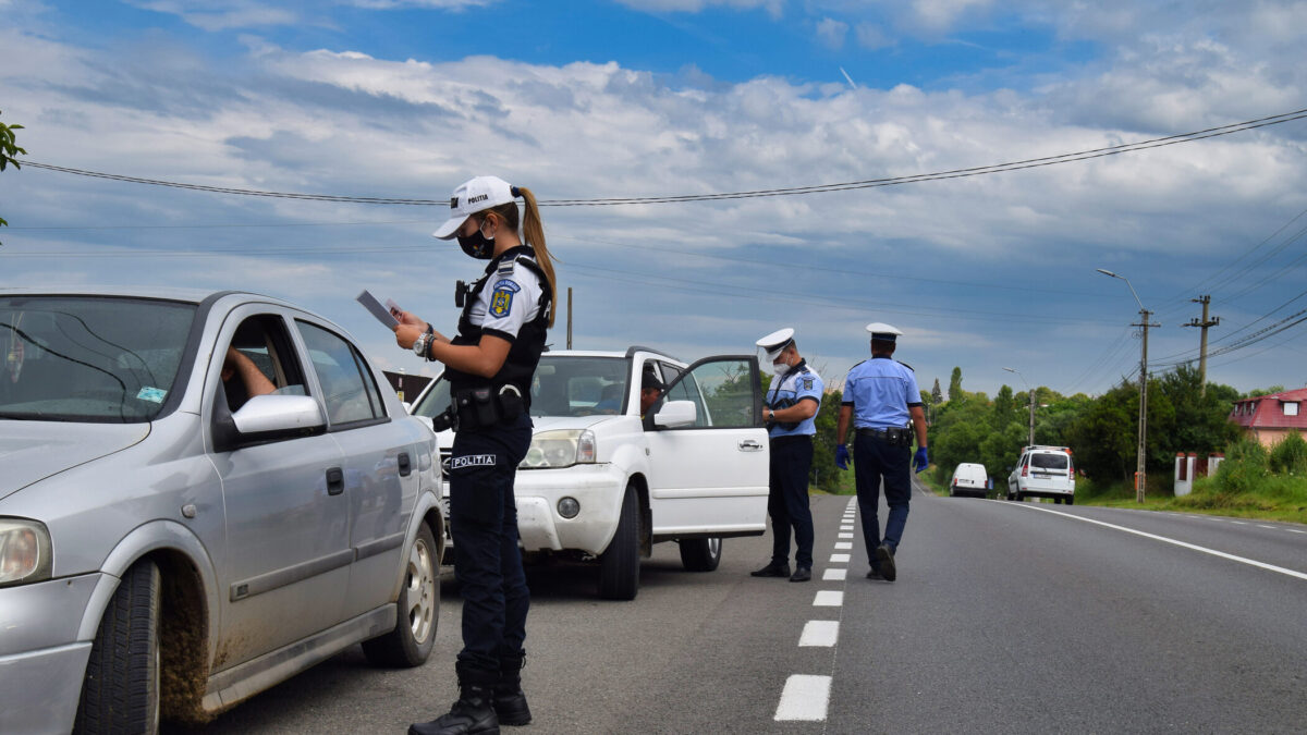 Informaţia momentului pentru toţi şoferii! Milioane de români ignoră complet această regulă