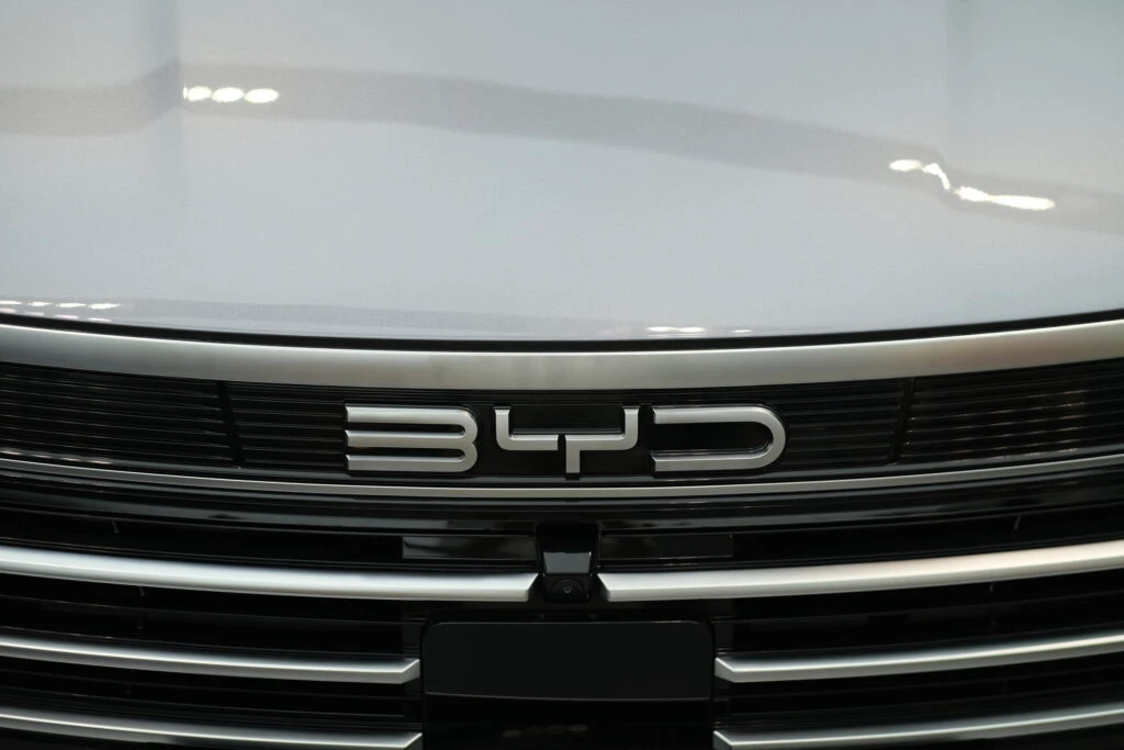 Producătorul auto chinez BYD dorește să construiască propria uzină în Europa