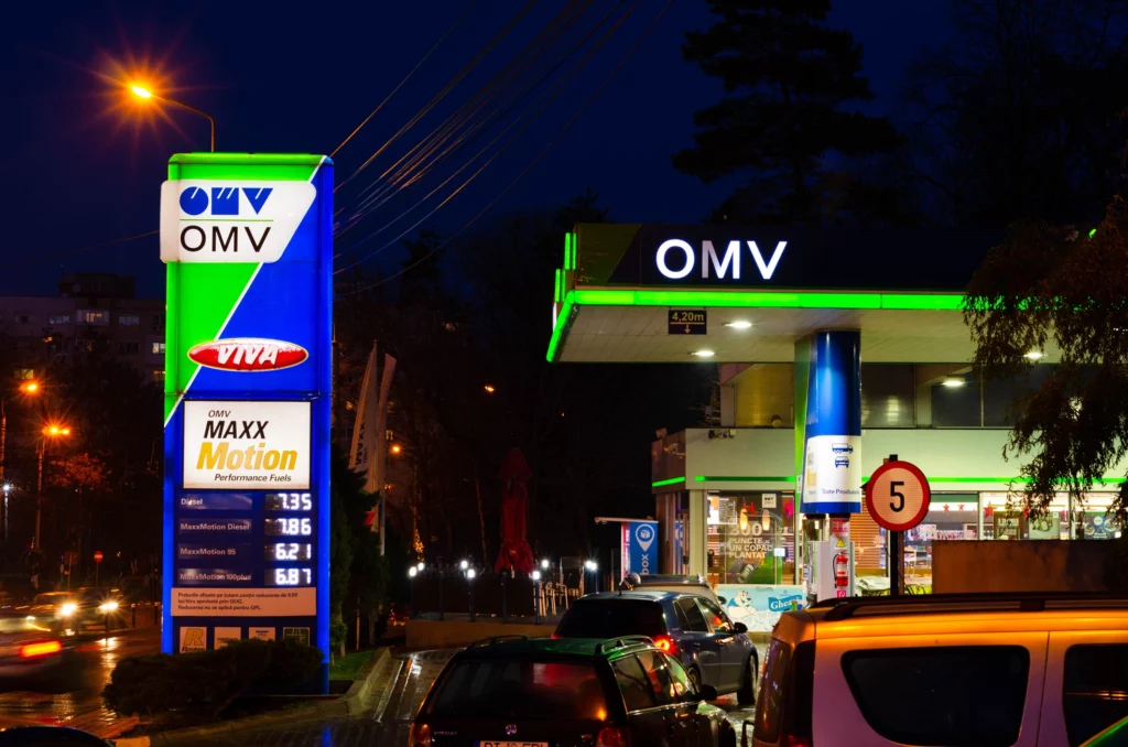 OMV Petrom a încheiat primul semestru din 2023 cu un profit net în scădere cu 80%