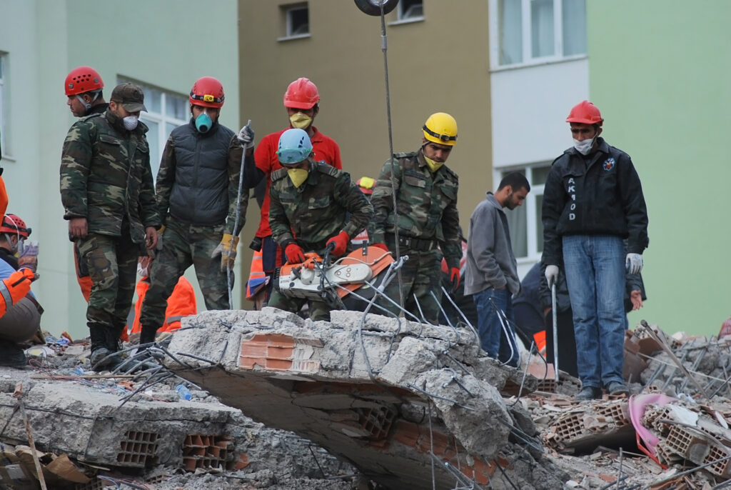 Peste 13 milioane de oameni, afectați de cutremurul devastator din Turcia. Bilanțul deceselor se ridică la câteva mii