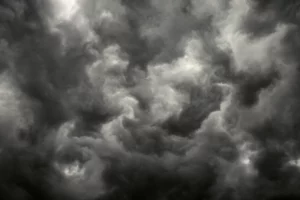 Avertisment meteorologic de la ANM: Vin furtunile! Unde este anunțat cod galben
