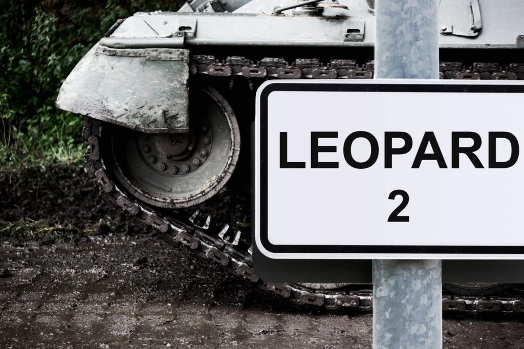 Tancurile canadiene promise Ucrainei au ajuns în Polonia: „Vom continua să fim solidari cu Ucraina”
