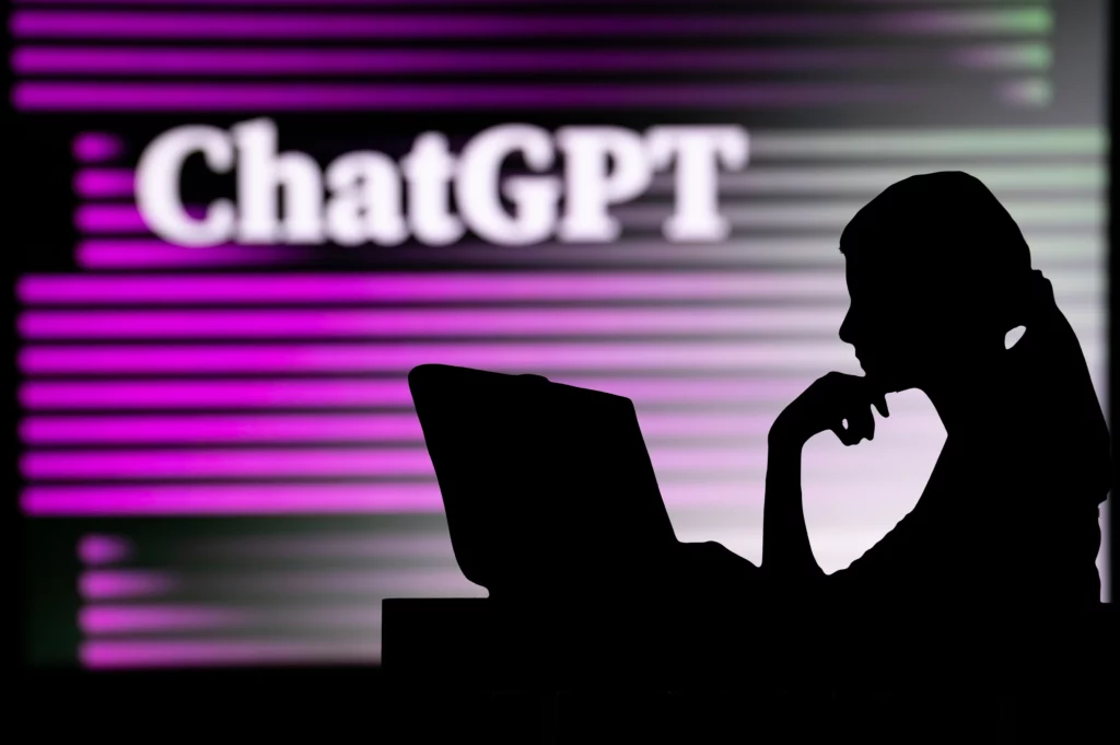 ChatGPT va prelua rapid cel puțin jumătate din joburile din sfera financiară, prevăd cercetătorii