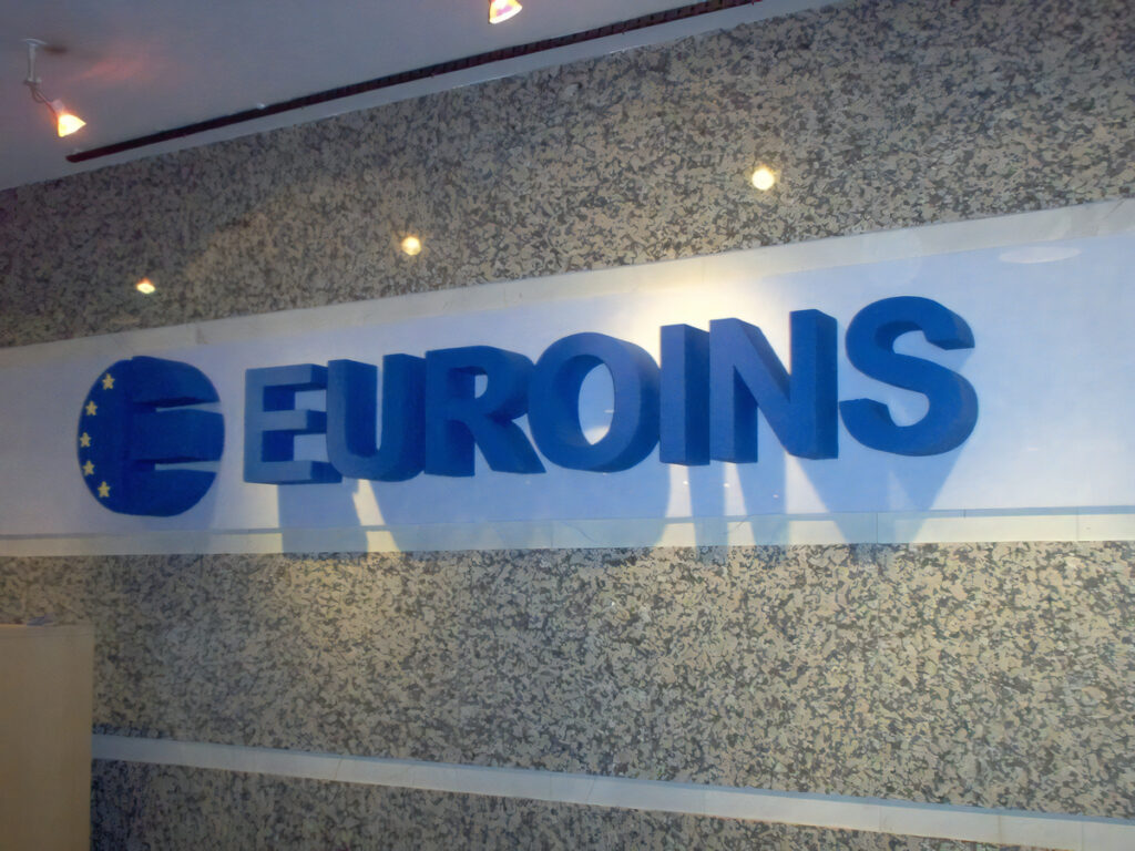 Euroins va da în judecată statul român și va cere daune de 500 de milioane de euro