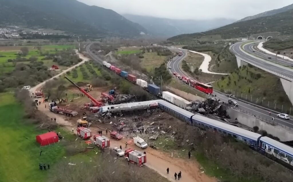 MAE a confirmat. Un cetăţean român a murit în accidentul feroviar din Grecia