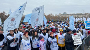 protest Federaţia Sindicatelor Libere din Învăţământ (FSLI) şi Federaţia Sindicatelor din Educaţie Spiru Haret