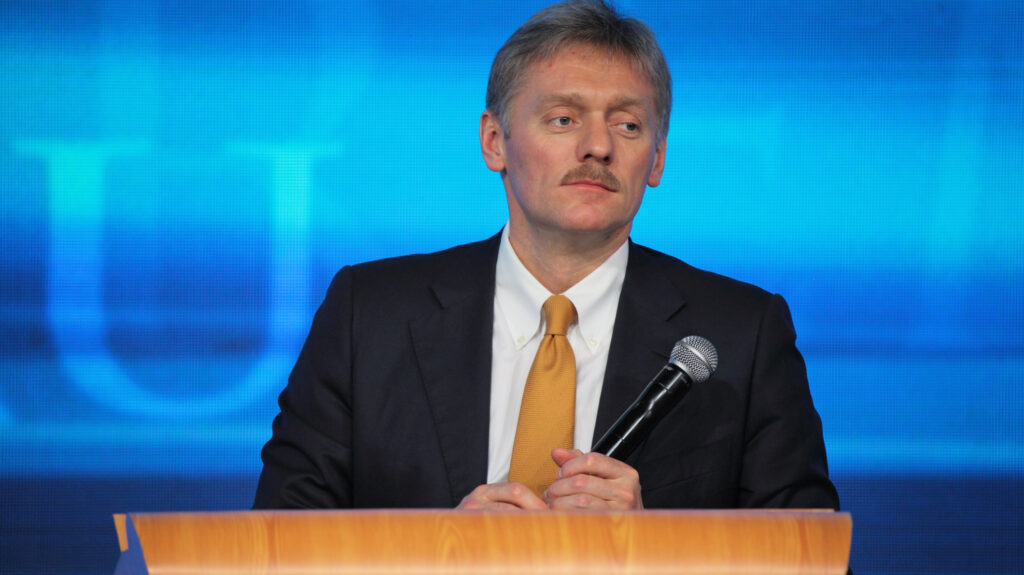 Dmitri Peskov: Rusia e dispusă să asculte cu mare atenţie orice propunere de pace cu Ucraina
