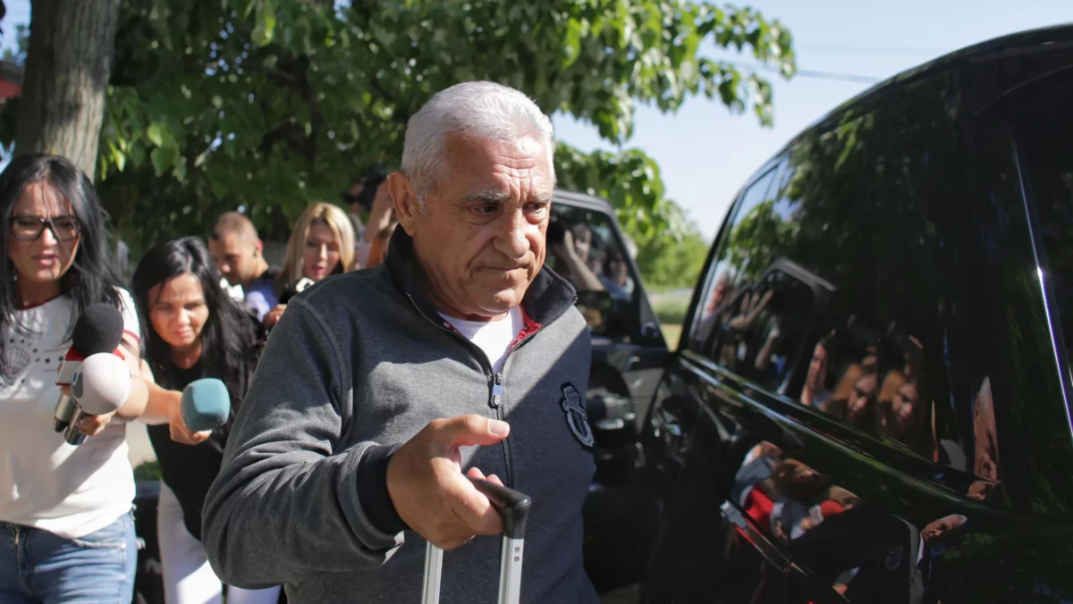 ANAF a vândut un apartament care îi aparținea lui Ioan Becali. Prețul a fost de aproape 2 milioane de lei