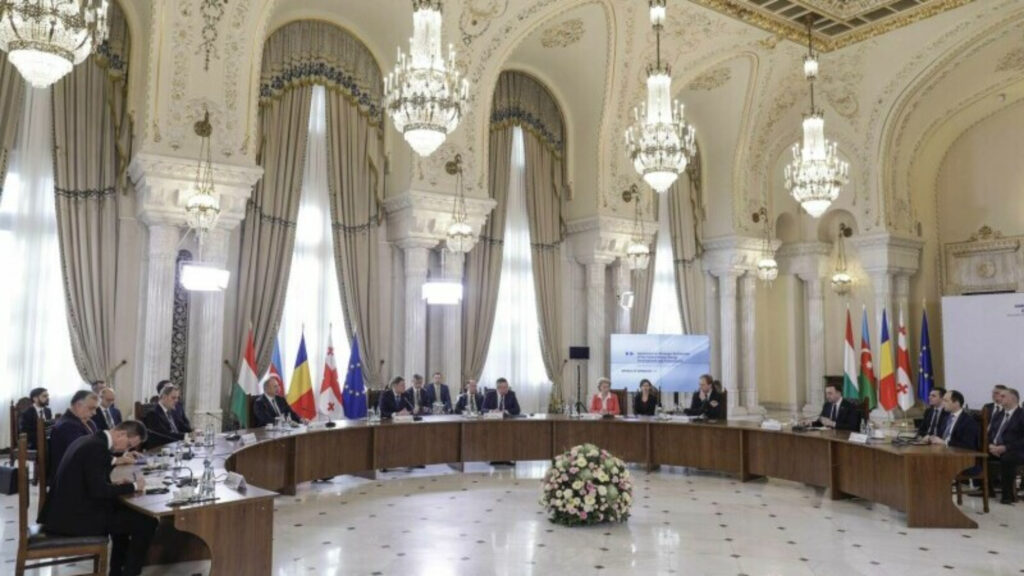 Bucureștiul găzduiește prima conferinţă privind securitatea Mării Negre sub egida Platformei Internaţionale Crimeea