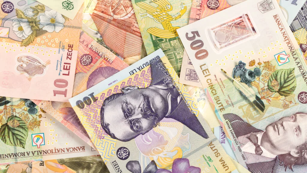 Dispar aceste bancnote din România?! Anunț uriaș pentru toți românii care au bani cash