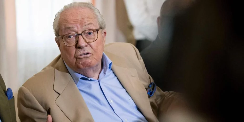 Jean-Marie Le Pen a ajuns la spital. Liderul francez a suferit un infarct miocardic ușor