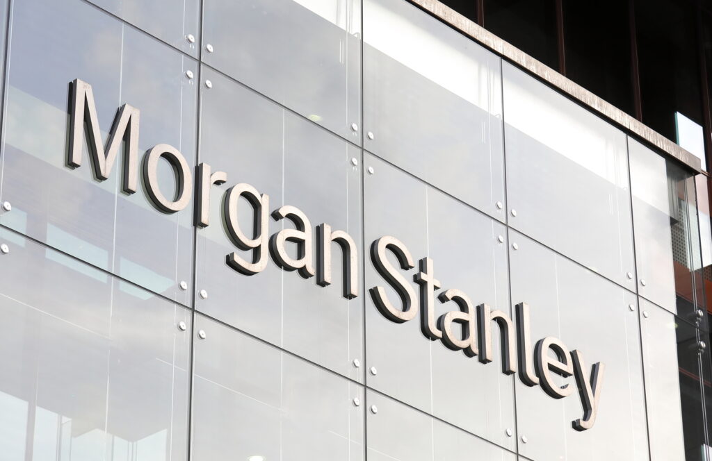 Marile bănci de investiţii şi-ar putea reveni abia în 2024, consideră şeful Morgan Stanley