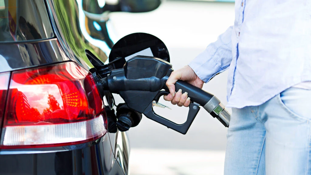Prețuri carburanți miercuri, 31 mai. Cât trebuie să scoată șoferii din buzunar? Benzina s-a scumpit