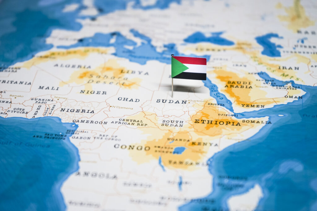 Aproape o mie de americani au părăsit Sudanul de la începutul violenţelor