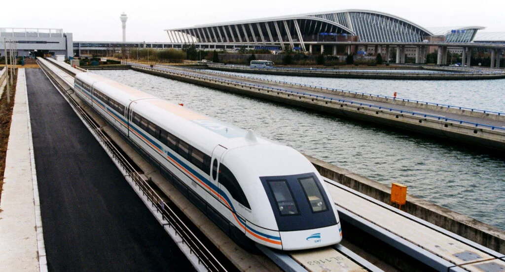 Cel mai rapid tren comercial din lume circulă cu 431 km/h și poate fi luat la fiecare 15 minute