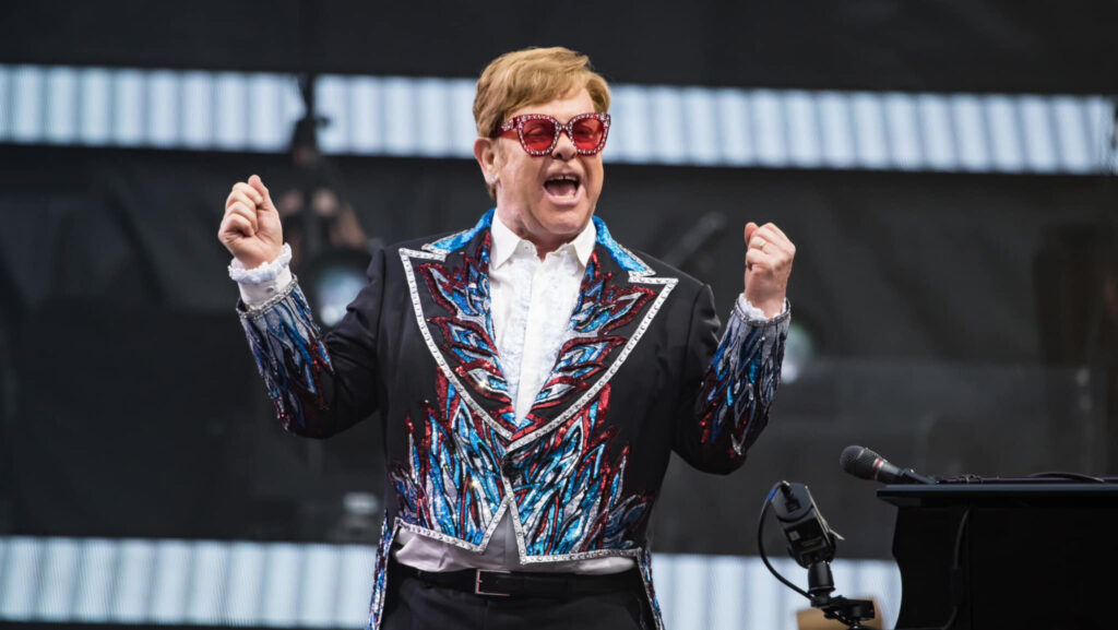 Ce s-a întâmplat cu Elton John! Anunț de ultimă oră despre marele artist