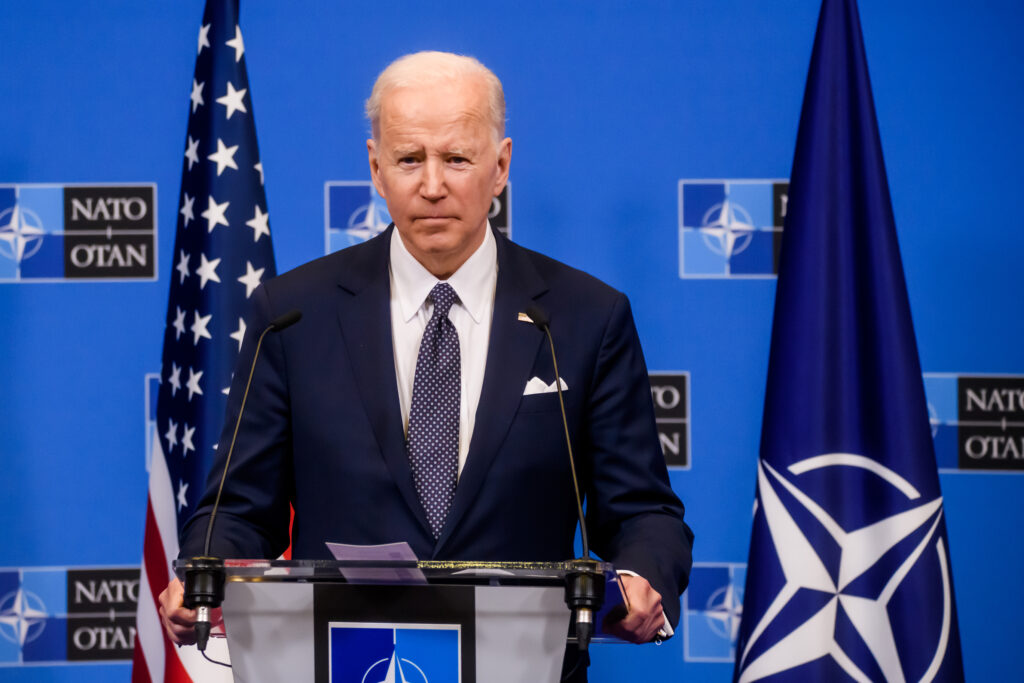 Joe Biden consideră că ministrul britanic al Apărării este „foarte calificat” pentru şefia NATO