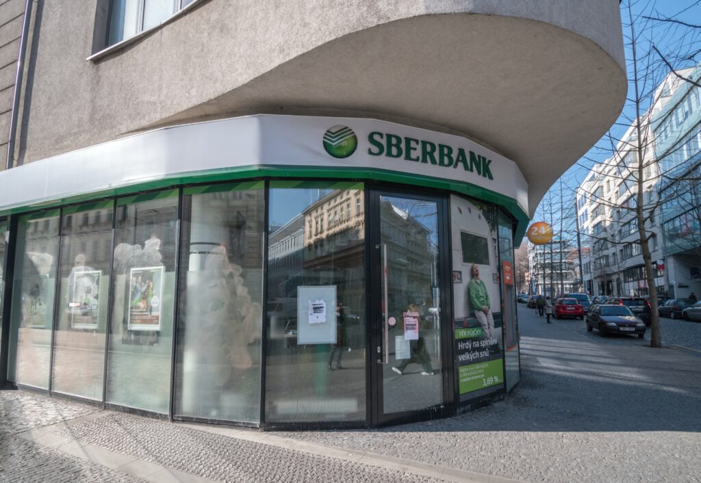 Sberbank, cea mai mare bancă din Rusia, a părăsit complet piața bancară din Europa