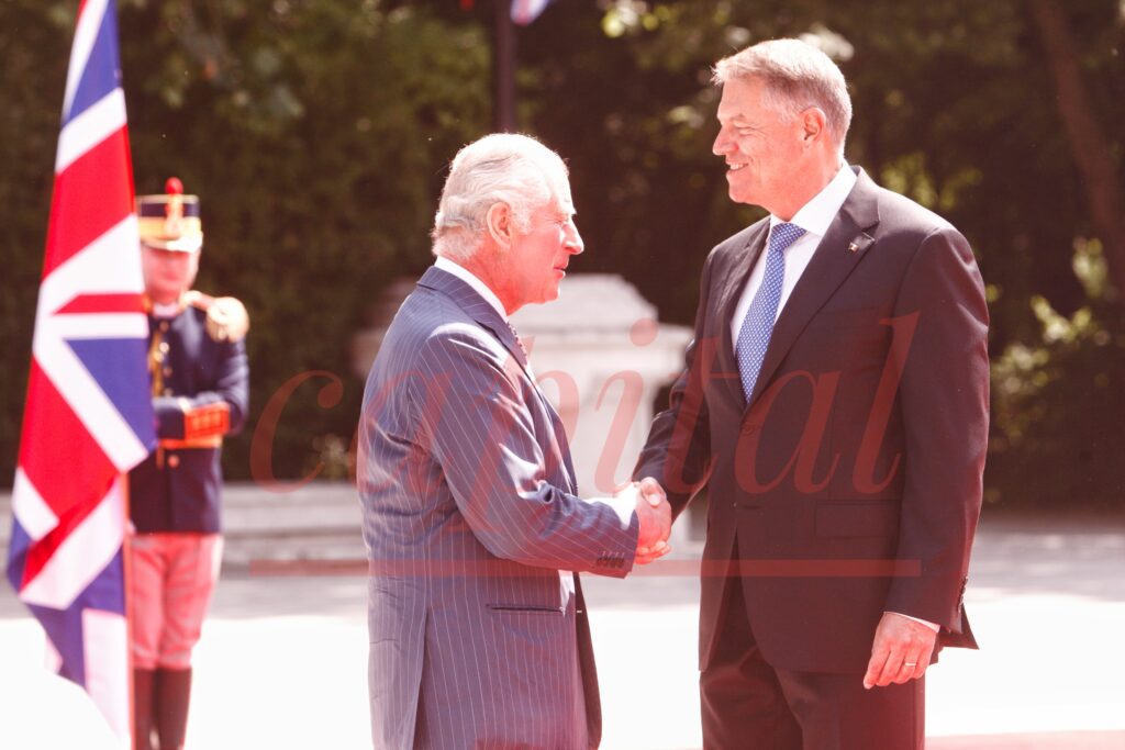Regele Charles al III-lea a ajuns la Palatul Cotroceni. Majestatea Sa a salutat garda în limba română VIDEO