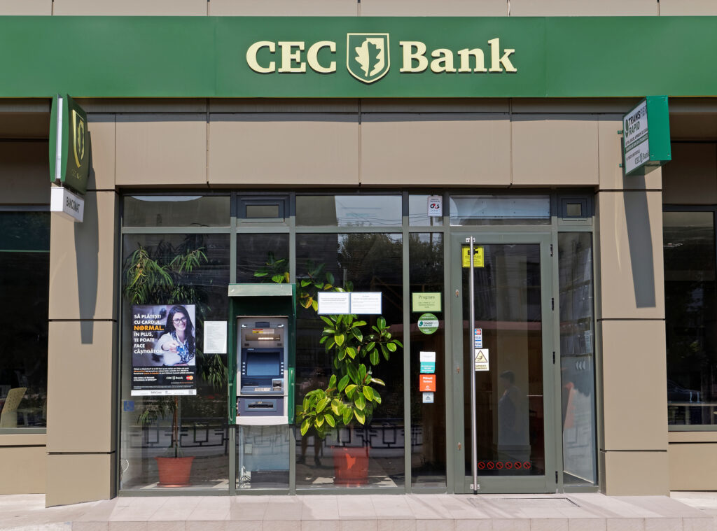 CEC Bank oferă posibilitatea rambursării anticipate a unui credit 100% online