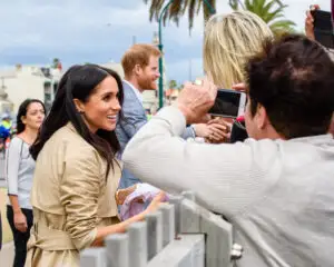 Meghan Markle a luat decizia! Adevărul despre divorţul de Harry. Se întoarce la…