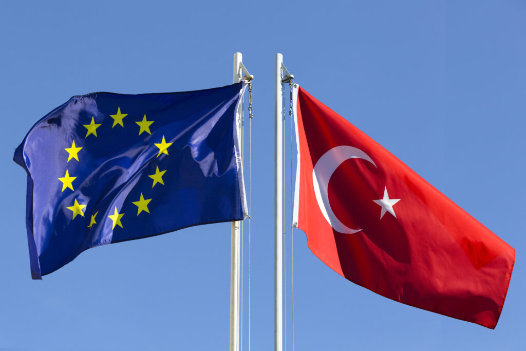 UE începe dezbaterile despre cum să NU reia negocierile de aderare cu Turcia