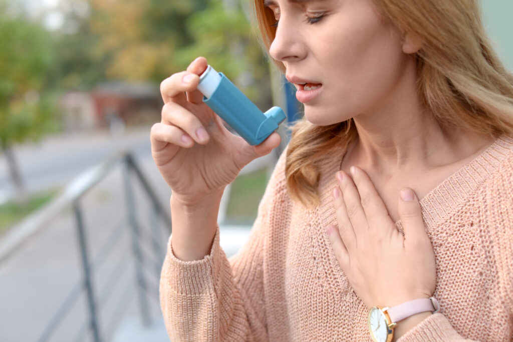 Alimentele procesate și grăsimile pot agrava astmul? Iată ce spun experții