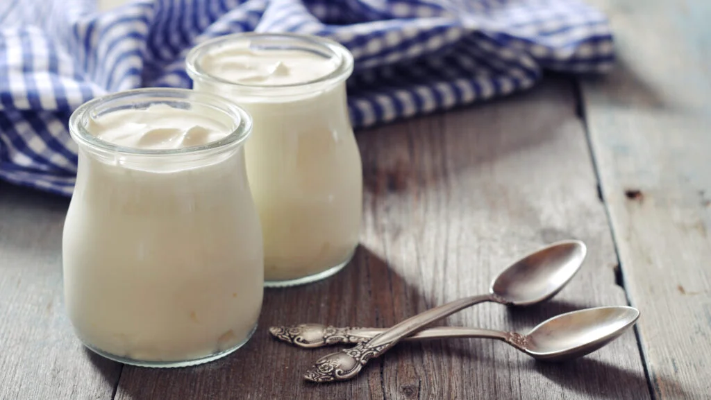 Ce se întâmplă în organism dacă mâncăm iaurt grecesc în fiecare dimineață