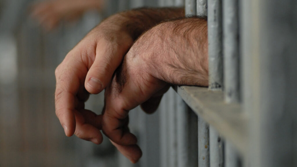 Legea 2 Mai în România! Se dau între 5 și 15 ani de închisoare