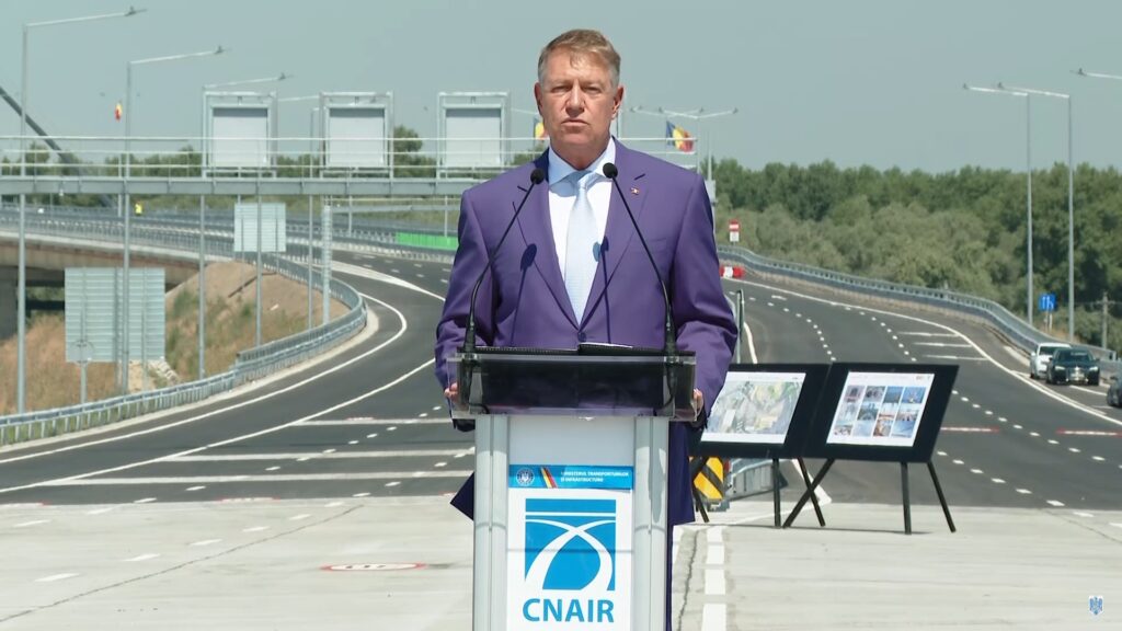 S-a deschis podul suspendat de la Brăila! Iohannis: România poate duce la capăt proiecte majore
