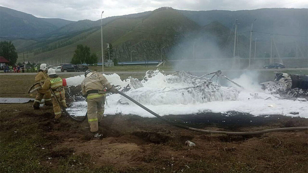 Accident teribil în Rusia! Un elicopter s-a prăbușit şi a luat foc. Șase persoane au murit