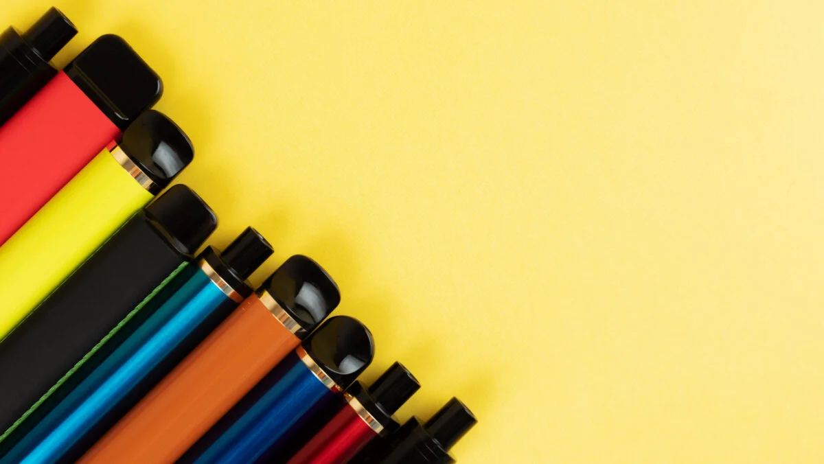 Interdicție pentru fumători. Se pregătește interzicerea în spațiul public. Amendă între 100 și 500 de lei