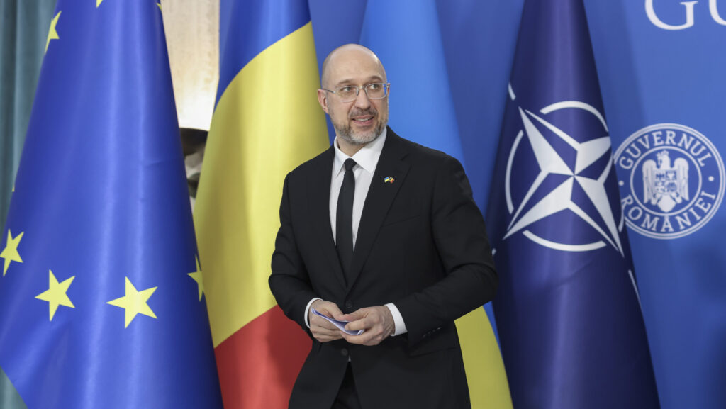 Premierul Ucrainei anunță la București că 50% din teritoriile ocupate au fost recuperate