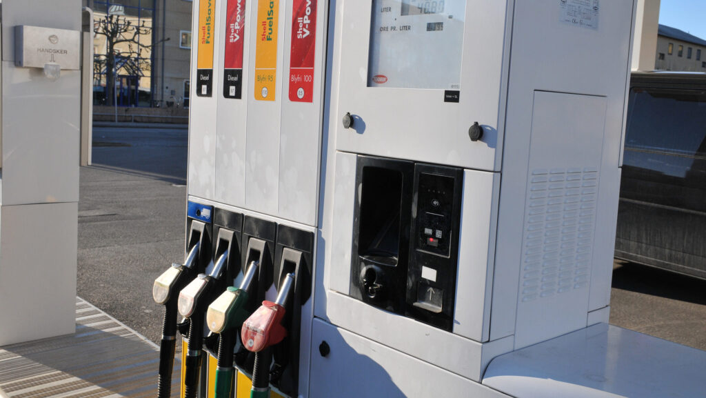 Italia raportează o creștere importantă a prețului benzinei. Care sunt cele mai scumpe regiuni