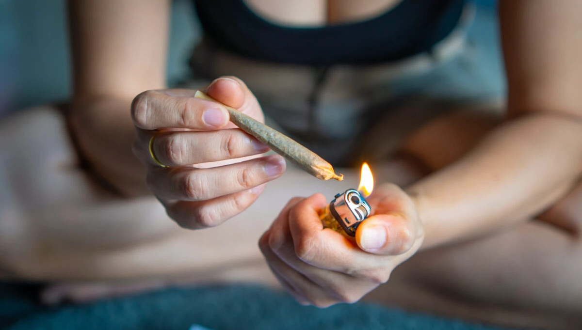 Sondaj Avangarde: 16% dintre bucureșteni, de acord cu legalizarea drogurilor ușoare
