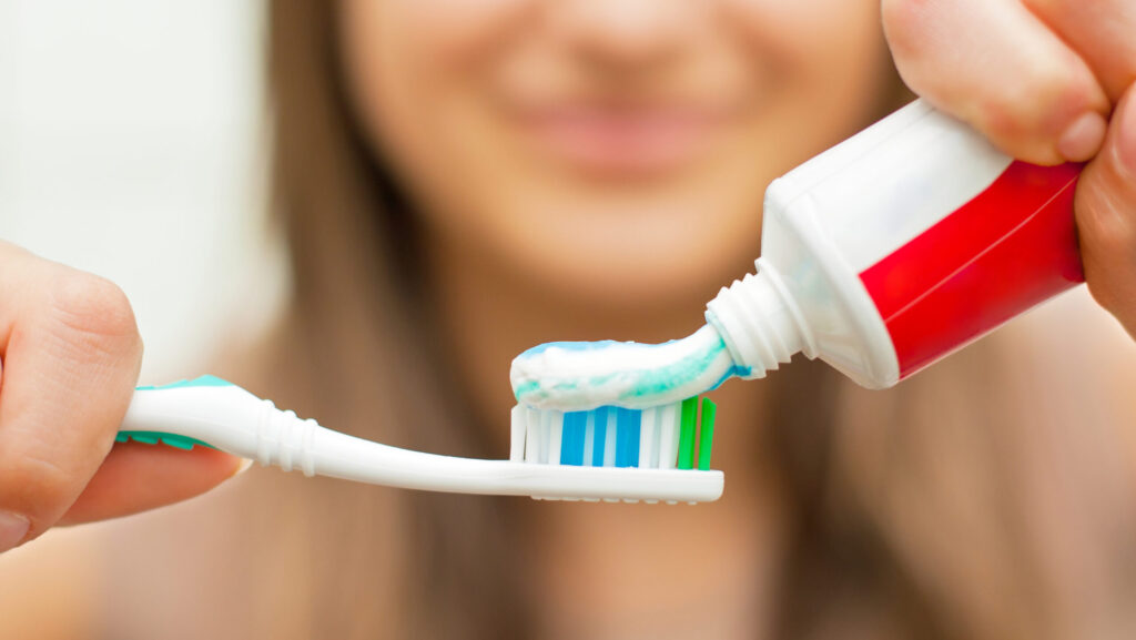 Cum să îți alegi pasta de dinți și ce să ai în vedere?