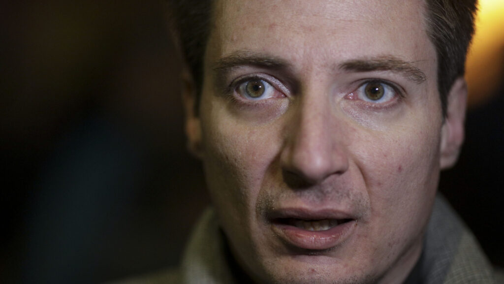 Andrei Caramitru, model de inconsecvență. Cum a ajuns să se contrazică singur în cazul lui Nicușor Dan