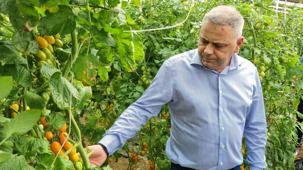 Florin Barbu: Vreau să fac creditul agricol, să îl lansez în România