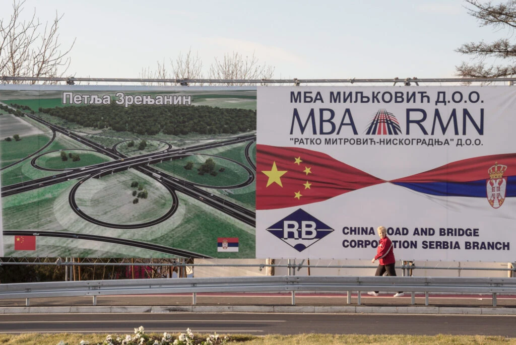 Serbia își dezvoltă infrastructura cu ajutorul Chinei. Contracte pentru șosele de 300 kilometri si trenuri de mare viteză