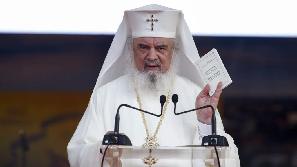 Situație fără precedent în Biserica Ortodoxă: Patriarhul Daniel i-a dat replica lui CTP!