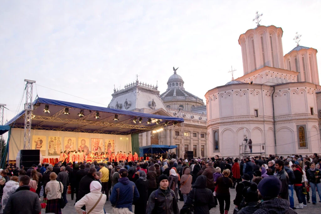 Pelerinaj de Sfântul Dimitrie cel Nou. Programul complet al procesiunilor din Bucureşti