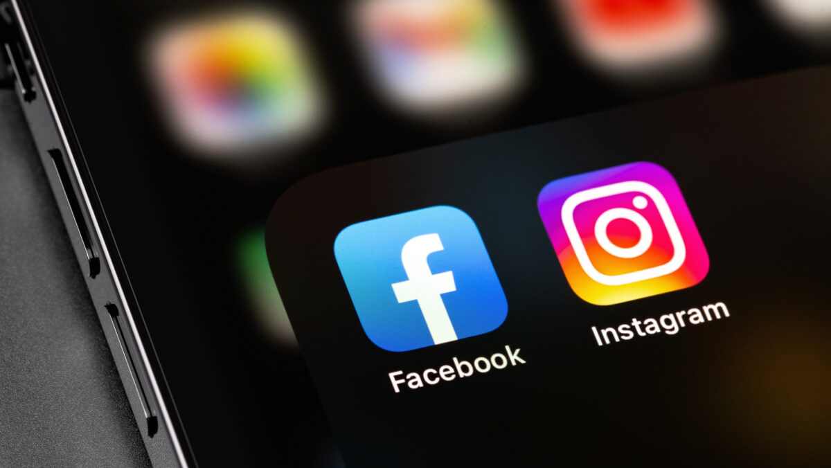 Abonamentul pe Facebook şi Instagram a apărut şi în România. Cât costă să scapi de reclame