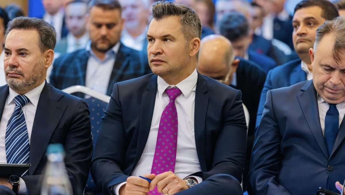 Ionuț Stroe reafirmă sprijinul coaliției pentru Cătălin Cîrstoiu: Are şi candidatura şi anvergura să conducă