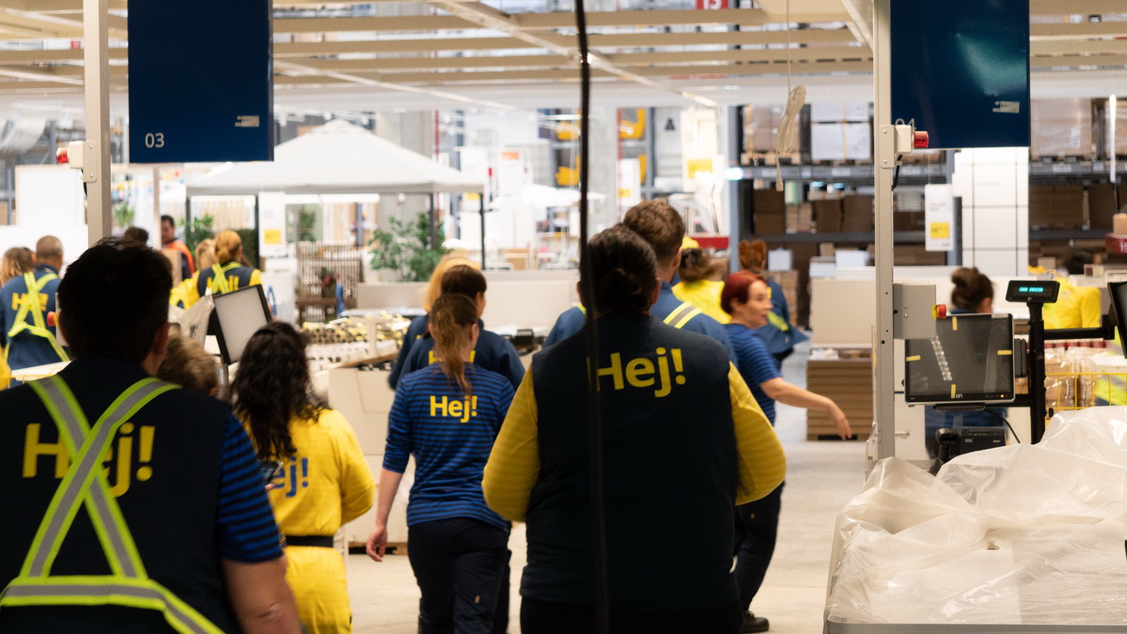 angajati IKEA