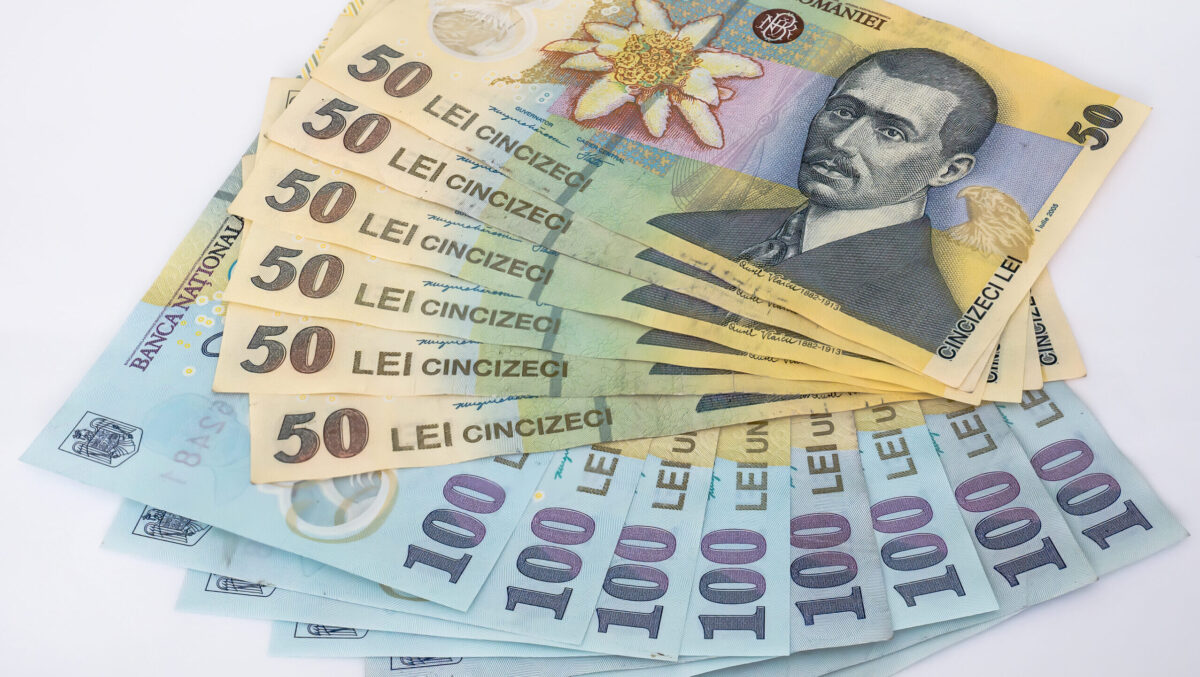 Salarii de peste 10.000 de lei în România! Cine sunt cei care pot primi banii deja
